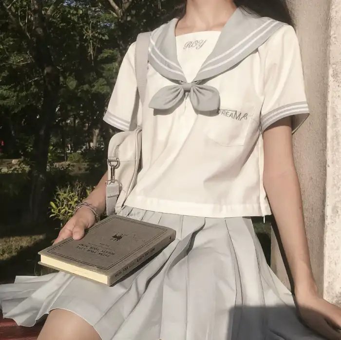 落潮押运海报